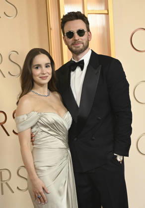 Red carpet arrivals to the 98th Academy Awards at Dolby Thetre in Los Angeles Featuring: Alba Baptista and Chris Evans Where: Los Angeles, California, United States When: 15 Mar 2026 Credit: Valerie GoodloeMediaPunch INSTARimages EDITORIAL USE ONLY. NOT FOR USE BY NEWSPAPERS BASED IN THE UK. Copyright: xx instar55555474