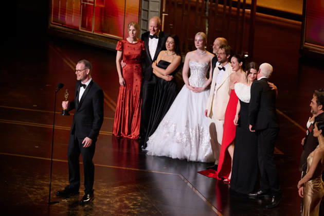 98th Oscars, Academy Awards Joachim Trier accepts the Oscar for International Feature Film during the 98th Oscars at the Dolby Theatre at Ovation Hollywood on Sunday, March 15, 2026 with Andrea Berentsen Ottmar, Stellan Skarsgard, Maria Ekerhovd, Elle Fanning, Eskil Vogt, Anders Danielsen Lie, Renate Reinsve, Inga Ibsdotter Lilleaas, and Olivier Bugge Coutté., Credit:Avalon.red Avalon United States of America, CA, Hollywood, Dolby Theater Copyright: xAvalon.redx xAvalonx 1083413407