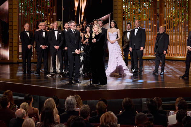 98th Oscars, Academy Awards Paul Thomas Anderson, Sarah Murphy, Anthony Carlino, Will Weiske, Andy Jurgensen, Teyana Taylor, Michael Bauman, Cassandra Kulukundis, Regina Hall, Shayna McHale aka Junglepussy, Leonardo DiCaprio, Chase Infiniti and Benicio del Toro accept the Oscar for Best Picture during the 98th Oscars at the Dolby Theatre at Ovation Hollywood on Sunday, March 15, 2026., Credit:Avalon.red Avalon United States of America, CA, Hollywood, Dolby Theater Copyright: xAvalon.redx xAvalonx 1083413450