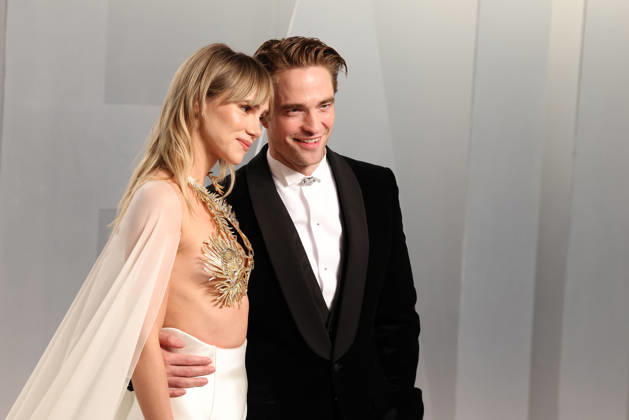2026 Vanity Fair Oscar Party Suki Waterhouse and Robert Pattinson at the 2026 Vanity Fair Oscar Party (98th Annual Academy Awards) Hosted By Mark Guiducci held at the David Geffen Galleries at the Los Angeles County Museum of Art (LACMA) at 5905 Wilshire Blvd on March 15, 2026 in Museum Row, Miracle Mile, Los Angeles, California, United States., Credit:Xavier Collin Avalon USA, Los Angeles  Copyright: xXavierxCollinx xAvalonx 1083474388