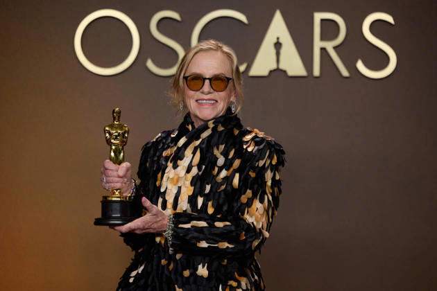 Amy Madigan poses backstage during the live 98th OscarsÂ® at the Dolby Theatre at Ovation Hollywood in Los Angeles, CA, on Sunday, March 15, 2026. Los Angeles CA USA  350081358PLX