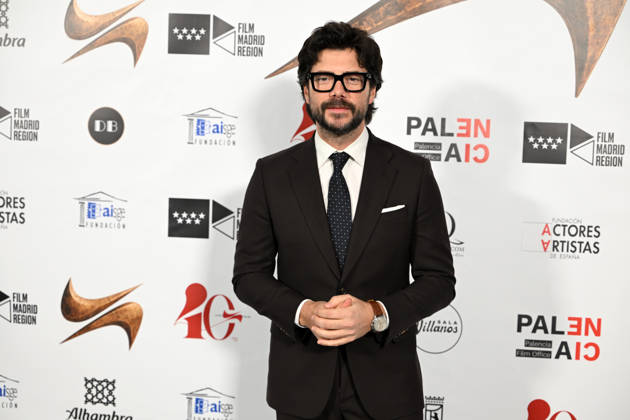 Photocall of the 34th edition of the Actors and Actresses Union Awards Álvaro Morte poses at the photocall of the 34th edition of the Actors and Actresses Union Awards, on March 16, 2026, in Madrid Spain The Union Awards have a characteristic that makes them unique and special, because they are the vote of the profession, being the Unions own membership who chooses the winners from among all his companeros and companeras 16 MARCH 2026 José Madrid Madrid Madrid Espana Copyright: xJosà xOlivax 7372331