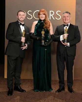 March 15, 2026, Hollywood, California, USA: (L-R) MIKE HILL, CLIONA FUREY and JORDAN SAMUEL, winners of the Best Makeup and Hairstyling for Frankenstein in the Press Room during the 98th Academy Awards, presented by the Academy of Motion Picture Arts and Sciences (AMPAS), at the Dolby Theatre in Hollywood. Hollywood USA  - ZUMAb173 20260315_aap_b173_160 Copyright: xBillyxBennightx