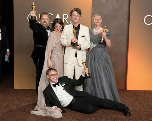 March 15, 2026, Hollywood, California, USA: (L-R) RADOVAN SIBRT, ALZBETA KARoÂSKOVA, DAVID BORENSTEIN, PAVEL TALANKIN, and HELLE FABER, winners of the Best Documentary Feature Film Award for â€oeMr. Nobody Against Putinâ€Â, pose in the Press Room during the 98th Academy Awards, presented by the Academy of Motion Picture Arts and Sciences (AMPAS), at the Dolby Theatre in Hollywood. Hollywood USA - ZUMAb173 20260315_aap_b173_188 Copyright: xBillyxBennightx
