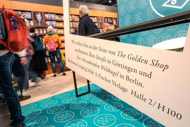 The Leipzig Book Fair opened its doors to visitors on 19 March 2026 Photo S Fischer publishers show solidarity with the bookshops excluded from the Bookseller Prize A total of 2,044 publishers and media compa Copyright: epd-bild JensxSchulze epd-Buchmesse_Leipzig1-kopieren