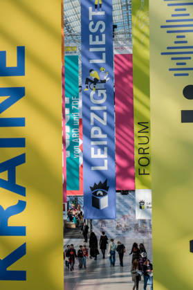 The Leipzig Book Fair opened its doors to visitors on 19 March 2026 A total of 2,044 publishers and media companies from 54 countries are taking part in the spring industry get-together until Sunday This years focus is on literature from the Danube region Almost 30 events are planned under the motto Danube Under Curr Copyright: epd-bild JensxSchulze epd-Buchmesse_Leipzig10-kopieren