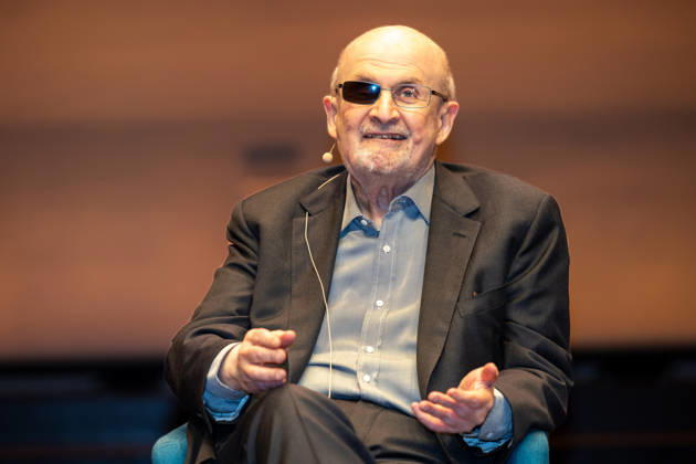 Salman Rushdie, curator DENIS SCHECK The eleventh hour, Salman Rushdie at LIT Potsdam, on 19 03 2026 in Potsdam, LIT , Germany