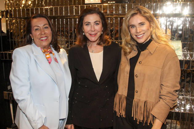 abb Martina Buckenmaier CEO Riani , Alexandra Freifrau von Rehlingen and Mona Buckenmaier Head of Business Development Riani as guests at the Riani Store Opening on Thursday 19 03 2026 in Hamburg Hamburg Germany