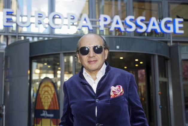 cntv Hadi Teherani as guest at the Lind Goldhasen Easter Charity and celebration 20 years Europa Passage Thursday 19 03 2026 in Hamburg Hamburg Germany