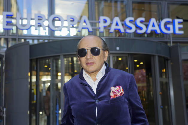 cntv Hadi Teherani as guest at the Lind Goldhasen Easter Charity and celebration 20 years Europa Passage Thursday 19 03 2026 in Hamburg Hamburg Germany