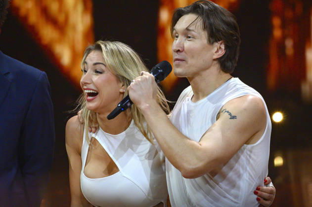 Anna Carina Woitschack with Evgeny Vinokurov in the third live show of season 19 of the RTL dance show Let s Dance at the MMC Coloneum Cologne, 20 03 2026 Foto:xW.xRanderathx xFuturexImagex lets_dance2003_6432