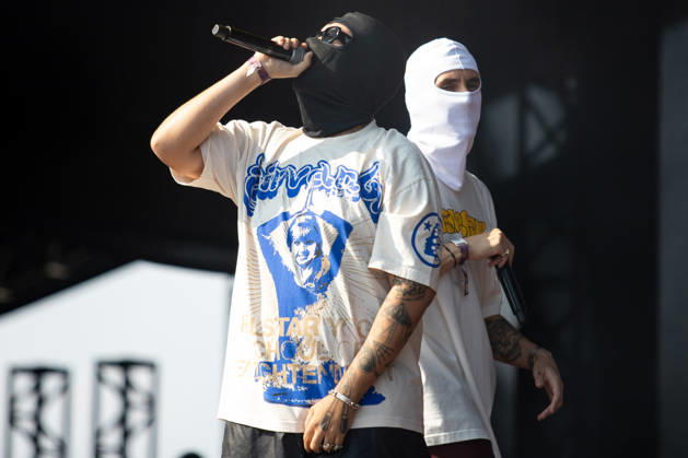 SaO PAULO, SP - 21.03.2026: LOLLAPALOOZA BRASIL 2026 - Show by the hip-hop duo FEBRE90S, formed by Puma PJL and SonoTWS, on the afternoon of this Saturday (21), second day of the Lollapalooza festival, held at the Interlagos racetrack in Sao Paulo, SP. x2909297x RodileixMorais