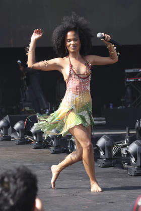 Agnes Nunes will perform at Lollapalooza Brazil 2026 in Sao Paulo. Sao Paulo (SP), March 21, 2026 Lollapalooza Brazil Show Agnes Nunes Singer and songwriter Agnes Nunes performs during the Lollapalooza Brazil festival, held at the Interlagos racetrack in the southern part of Sao Paulo. The event brings together national and international artists for three days of shows and musical attractions. (Foto: Leco Viana Thenews2 imago images) Agnes Nunes will perform at Lollapalooza Brazil 2026 in Sao Paulo.  Copyright: xLecoxVianax