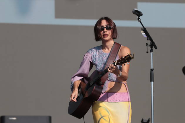 SaO PAULO, SP - 21.03.2026: LOLLAPALOOZA BRASIL 2026 - The band Foto em Grupo, a musical project formed by Ana Caetano (Anavitoria), Pedro Calais and Zani Cardoso (Lagum) and Joao Ferreira (Daparte), will take to the Samsung stage at Lollapalooza 2026 in the early afternoon of this Saturday (21), at the Interlagos racetrack, in the south of Sao Paulo. The festival brings together national and international acts in yet another edition in the capital of Sao Paulo. x2909395x  AngÃ licaxAlves