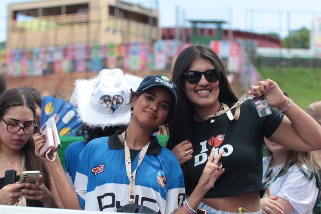 SaO PAULO, SP - 22.03.2026: LOLLAPALOOZA BRASIL 2026 - Fans of Djo waiting at the Budweiser stage barrier this Sunday (22), at Lollapalooza 2026. The festival takes place at the Interlagos racetrack, in the south of Sao Paulo. x2910002x  AngÃ licaxAlves