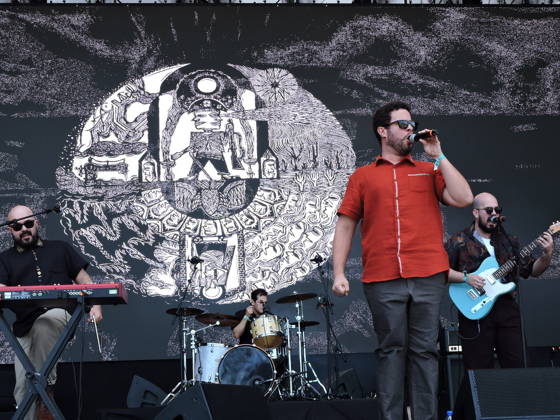 RECORD DATE NOT STATED I m going to Lollapalooza. Sao Paulo (SP), 03 22 2026 - Culture Music Shows - The rock band Papangu opens the day on the Flying Fish stage on the last day of Lollapalooza 2026 at the Interlagos racetrack in the south of Sao Paulo, this Sunday, March 22, 2026. (Foto: Leandro Chemalle Thenews2 imago images) I m going to Lollapalooza.  Copyright: xLeandroxChemallex