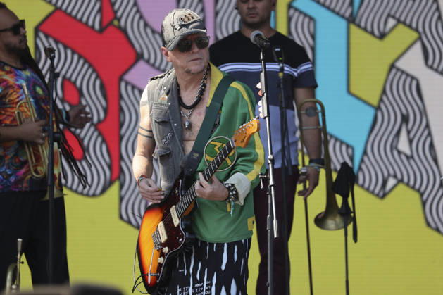 Mundo Livre S A will perform at Lollapalooza Brazil 2026 in Sao Paulo. Sao Paulo (SP), 03 22 2026 Lollapalooza Brazil Show Mundo Livre S A The band Mundo Livre S A performs during the Lollapalooza Brazil festival, held at the Interlagos racetrack, in the southern zone of the city of Sao Paulo. The event brings together national and international artists in three days of shows and musical attractions, on March 22, 2026. (Foto: Leco Viana Thenews2 imago images) Mundo Livre S A will perform at Lollapalooza Brazil 2026 in Sao Paulo.  Copyright: xLecoxVianax