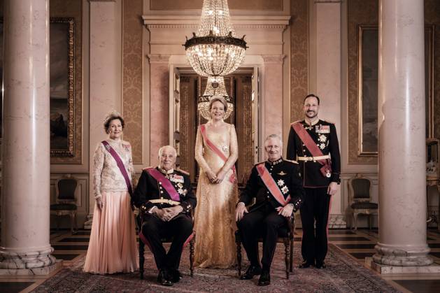 State Visit of King Philippe and Queen Mathilde to Norway (Day 1) OSLO, NORWAY - MARCH 24 : State Visit of King Philippe and Queen Mathilde to Norway (Day 1) : Family picture before the Banquet with King Harald V, Queen Sonja, Crown Prince Haakon, King Philippe and Queen Mathilde on March 24, 2026 in Oslo, Norway, 24 03 2026 Oslo Norway  Copyright: xPhotoxNewsx