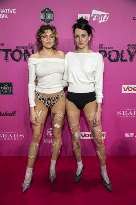 ABB POLYTON Lotta Kummer from Blond and Nina Kummer as guests on the red carpet at the Polyton Music Award Ceremony 2026 at Atelier GardensBerkin on Wednesday 25 03 2026 in Berlin Berlin Germany