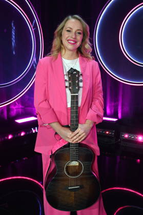 Singer-songwriter Miss Alllie Elisa Hantsch as a guest on the ARD show Ladies Night - the only comedy and cabaret show with an all-female cast on German-speaking television