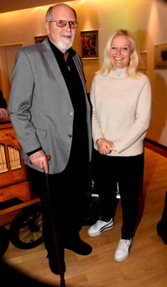 Gunter Fette Estate administrator for works by Karl Valentin and Liesl Karlstadt Great-granddaughter of Karl Valentin Roesmarie Scheitler Munich Gruenwald 26 03 2026 Buergerhaus Roemerschanz Exhibition opening for the special exhibition Karl Valentin und die Alten Rittersleut in Burg Gruenwald, Zweigmuseum der Archaeologischen Staatssammlung, Foto Muenchen