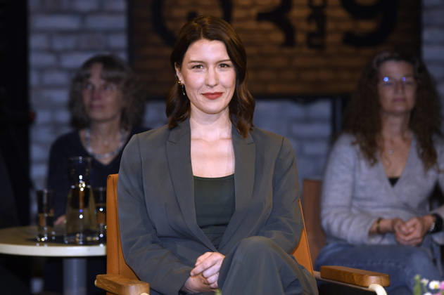 Hannah Emde at the recording of the RB talk show 3nach9 at Radio Bremen Studio Bremen, 27 03 2026 Foto:xC.xNiehausx xFuturexImagex 3nach9_6306