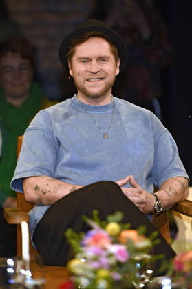 Johannes Oerding at the recording of the RB talk show 3nach9 at Radio Bremen Studio Bremen, 27 03 2026 Foto:xC.xNiehausx xFuturexImagex 3nach9_6316