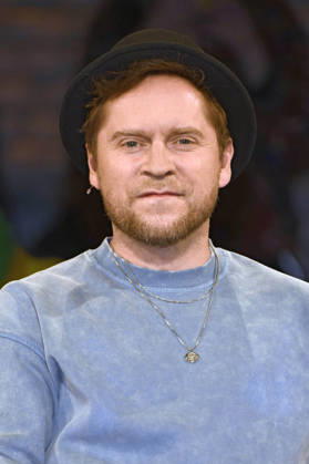 Johannes Oerding at the recording of the RB talk show 3nach9 at Radio Bremen Studio Bremen, 27 03 2026 Foto:xC.xNiehausx xFuturexImagex 3nach9_6318