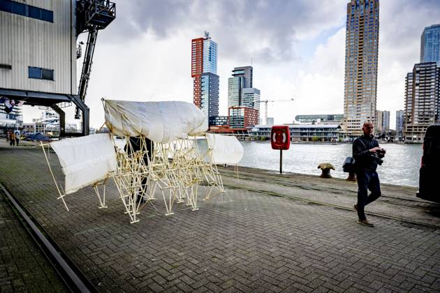 ROTTERDAM - For five days, Rotterdam transforms into a vibrant art stage, where more than 50 venues participate in a diverse and inspiring program. Rotterdam Art Week offers a broad mix of art experiences: from high-profile exhibitions and art fairs to open studios, guided tours, artist talks, performances, and pop-up shows. ROBIN UTRECHT ANP netherlands out - belgium out Copyright: xx x554593986x originalFilename: 554593986