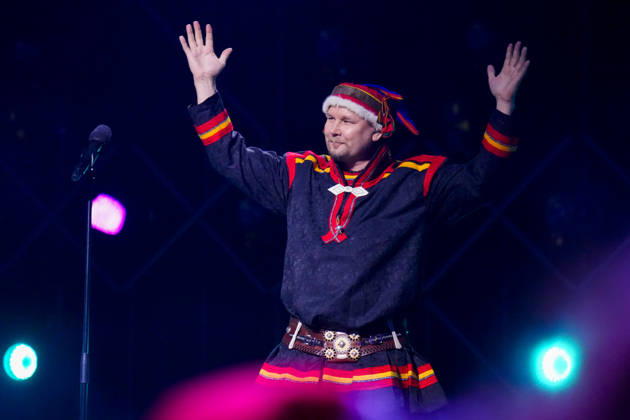 Sami Grand Prix 2016 Kautokeino 20260328 Lars Ãnte Kuhmunen with Nils Issat during the final of the Sami Grand Prix SGP, in the sports hall in Kautokeino on Saturday evening The Sami Grand Prix is an annual Sami song and joke competition that brings together participants from all over Sapmi, spanning Norway, Sweden and Finland  Copyright: xHeikoxJungex xNTBx