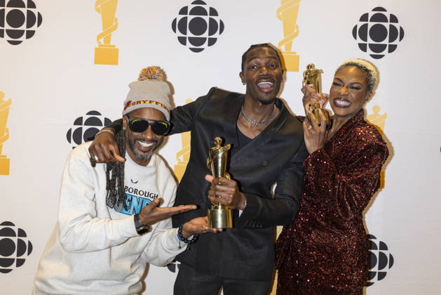 March 28, 2026, Hamilton, On, Canada: Saukrates, left to right, TOBi and Jully Black pose for photos after winning Rap Single of the Year during the 2026 Juno Awards Gala in Hamilton, Saturday, March 28, 2026. Hamilton Canada  - ZUMAc35_ 20260328_zaf_c35_220 Copyright: xNickxIwanyshynx
