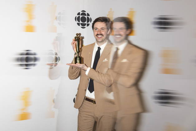 March 28, 2026, Hamilton, On, Canada: Adam Christie poses for photos after winning Comedy Album of the Year during the 2026 Juno Awards Gala in Hamilton, Saturday, March 28, 2026. Hamilton Canada  - ZUMAc35_ 20260328_zaf_c35_222 Copyright: xNickxIwanyshynx