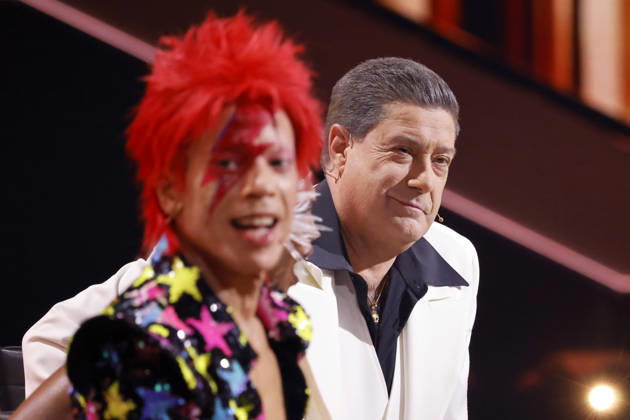 The jurors Jorge Gonzalez dressed as David Bowie and Joachim Llambi dressed as John Travolta at the fourth dance show of the 19th season of the RTL dance show Lets Dance at the Coloneum Cologne, 29 03 2026 NRW Germany Copyright: xChristophxHardtx
