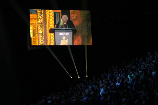 March 29, 2026, Hamilton, On, CANADA: Joni Mitchell accepts the Lifetime Achievement award at the 2026 Juno Awards in Hamilton, on Sunday, March 29, 2026. Hamilton CANADA  - ZUMAc35_ 20260329_zaf_c35_258 Copyright: xChrisxYoungx