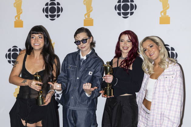 March 29, 2026, Hamilton, On, Canada: The Beaches pose for photos after winning Group of The Year during the 2026 Juno Awards in Hamilton, on Sunday March 29, 2026. Hamilton Canada  - ZUMAc35_ 20260329_zaf_c35_270 Copyright: xNickxIwanyshynx