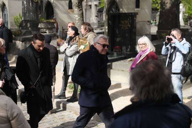 Paris, France le 30 mars 2026 - Funerailles de l actrice et realisatrice francaise Isabelle Mergault au cimetiere Pere-Lachaise - Funeral of French actress and director Isabelle Mergault at the Pere-Lachaise cemetery Ici Laurent Ruquier  Copyright: xSebastienxTOUBONx