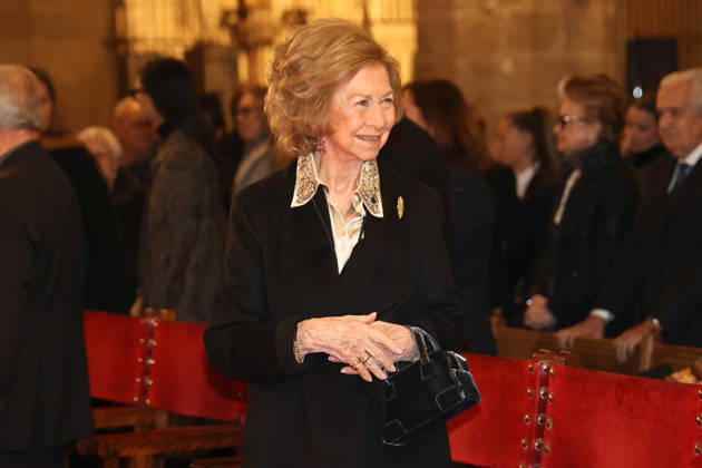 Queen Sofia attends the annual Easter concert to benefit Projecte Home Balears Queen Sofia attends the annual Easter concert, in the Cathedral Basilica of Santa Maria de Mallorca, on March 30, 2026, in Palma de Mallorca, Mallorca, Balearic Islands Spain The Balearic Symphony Orchestra and the Choir of the University of the Balearic Islands have performed the Easter concert Verdis Requiem for the benefit of Proyecto Hombre The organization has indicated that the proceeds of the program will go entirely to the treatment and prevention programs developed by the entity in the Balearic Islands 30 MARCH 2026 QUEEN SOFIA SPAIN MALORCA CONCERT EASTER BENEFICIAL BALEARIC BALEARIC ISLANDS Palma de Mallorca, Mallorca Isl Palma de Mallorca, Mallorca I  Copyright: xIsaacxBujx 7408697