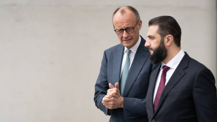 Federal Chancellor Friedrich Merz welcomes Syrian interim president Ahmed al Sharaa Chancellor Friedrich Merz welcomes Syrian interim president Ahmed al Sharaa Le chance