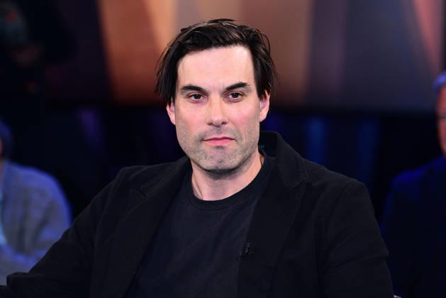 Max Simonischek as a guest on the NDR Talk Show on 3 April 2026 in Hamburg NDR Talk Show on 3 April 2026 in Hamburg