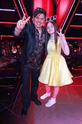 Michael Patrick Kelly with winner Katelyn THE VOICE KIDS FINALE 2026 at Studio Berlin Adlershof in Berlin on 03 04 2026