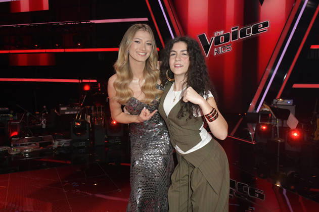 Leony and Marie from Team Leony at the photocall with the finalists and coaches of the 14th season of the TV show The Voice Kids in Studio H Berlin Adlershof Berlin, 03 04 2026 Foto:xM.xBehrensx xFuturexImagex kids_6468
