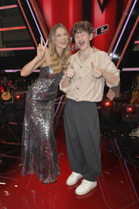 Leony and Max from Team Leony at the photocall with the finalists and coaches of the 14th season of the TV show The Voice Kids in Studio H Berlin Adlershof Berlin, 03 04 2026 Foto:xM.xBehrensx xFuturexImagex kids_6480