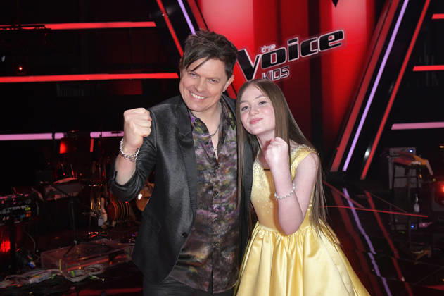 Michael Patrick Kelly and Katelyn from Team Michael Patrick at the photocall with the finalists and coaches of the 14th season of the TV show The Voice Kids at Studio H Berlin Adlershof Berlin, 03 04 2026 Foto:xM.xBehrensx xFuturexImagex kids_6491