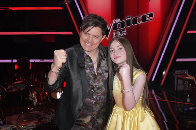 Michael Patrick Kelly and Katelyn from Team Michael Patrick at the photocall with the finalists and coaches of the 14th season of the TV show The Voice Kids at Studio H Berlin Adlershof Berlin, 03 04 2026 Foto:xM.xBehrensx xFuturexImagex kids_6492