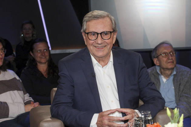 ABB TALKSHOW Jan Hofer news presenter guest on the NDR talk show , from the NDR 3 studio on Friday 03 04 2026 in Hamburg Hamburg Germany