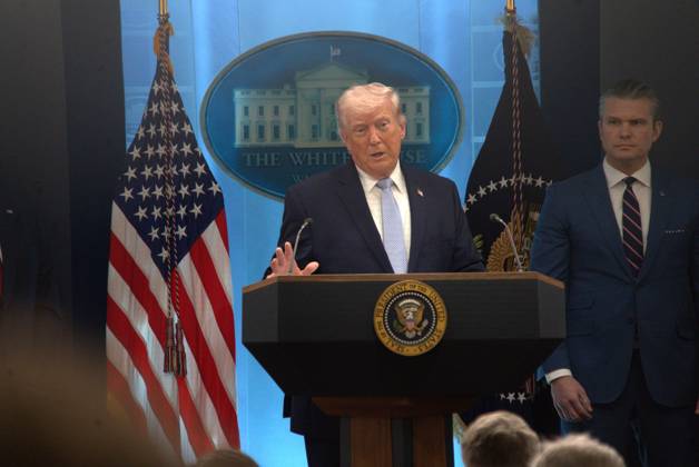 (260406) -- WASHINGTON, April 6, 2026 -- U.S. President Donald Trump speaks during a press conference at the White House in Washington, D.C., the United States, April 6, 2026. Trump said Monday that Iran could be taken out in one night and that night might be Tuesday evening, the deadline Trump set for Iran to make a deal and reopen the Strait of Hormuz. (Photo by Li Yuanqing Xinhua) U.S.-WASHINGTON, D.C.-WHITE HOUSE-TRUMP-PRESS CONFERENCE-IRAN LixRui