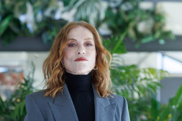 News - Photocall - La donna piu ricca del mondo Isabelle Huppert attends the photocall for the movie La donna piu ricca del mondo on April 08, 2026 at Sofitel Hotel Villa Borghese, Rome, Italy Rome Sofitel Hotel Villa Borghese Italy Copyright: xEmanuelaxVertollix xLiveMediax LPN_2379120