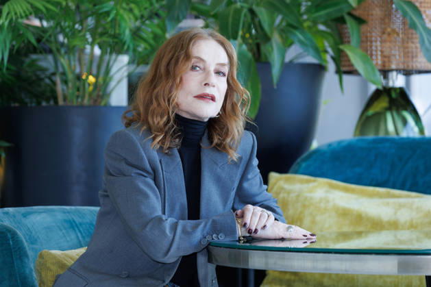 News - Photocall - La donna piu ricca del mondo Isabelle Huppert attends the photocall for the movie La donna piu ricca del mondo on April 08, 2026 at Sofitel Hotel Villa Borghese, Rome, Italy Rome Sofitel Hotel Villa Borghese Italy Copyright: xEmanuelaxVertollix xLiveMediax LPN_2379158