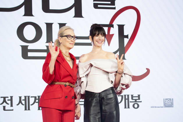 Meryl Streep and Anne Hathaway, Apr 8, 2026 : Actresses Meryl Streep (L) and Anne Hathaway at a press conference for the comedy drama film The Devil Wears Prada 2 in Seoul, South Korea.  aflo_326274270