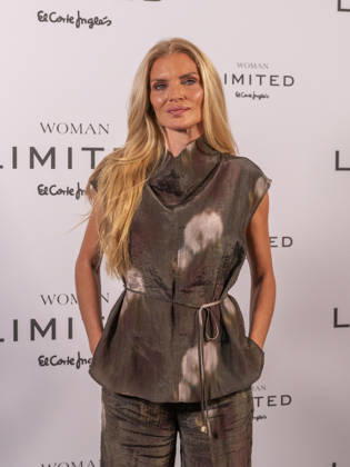 April 9, 2026, Madrid, Madrid, Spain: ESTHER CANADAS poses at the photocall during the presentation of the new Woman Limited El Corte Ingles campaign, 09 April 2026, in Madrid, Spain. Madrid Spain - ZUMAc312 20260409_zsp_c312_072 Copyright: xOscarxManuelxSanchezx